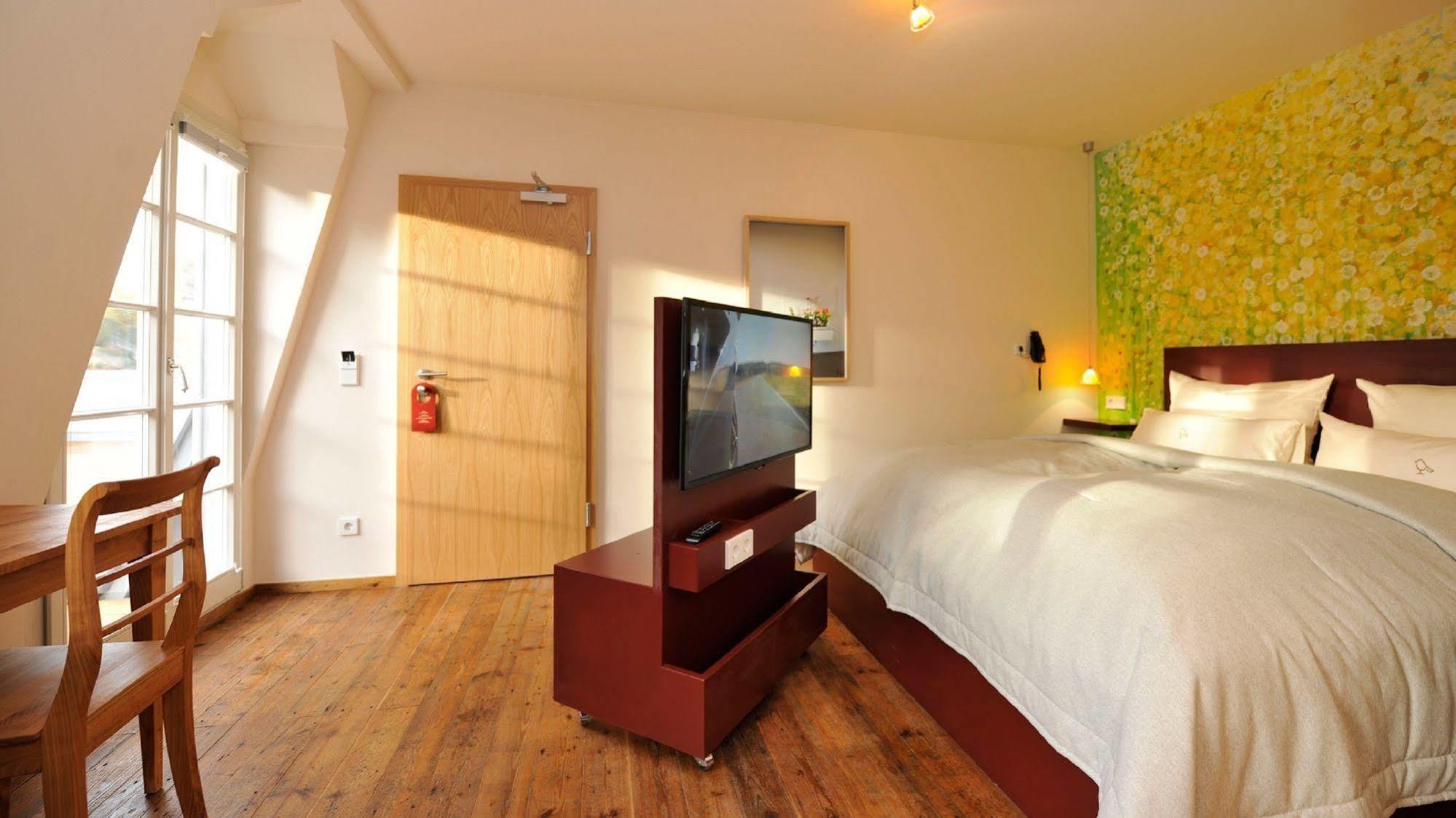 Romantik Hotel Meisenheimer Hof Екстериор снимка